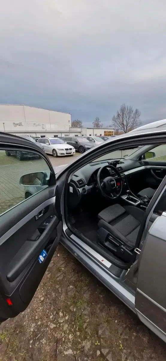 Gebraucht Audi A4 140 PS (102 kW) 2007 Grün Kombi