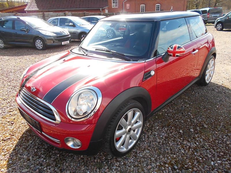 Usata Mini Cooper 120 CV (88 kW) 2007 Rosso Utilitaria