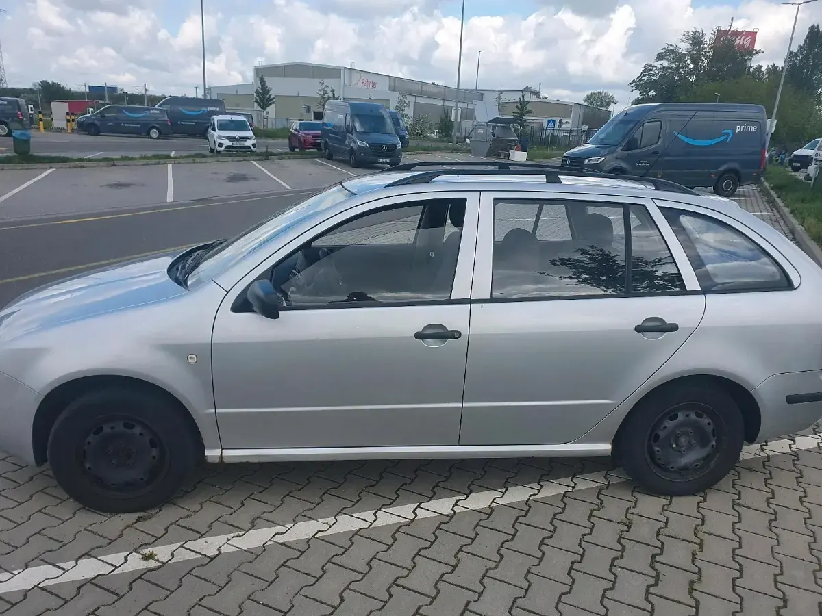 Usata Skoda Fabia 75 CV (55 kW) 2003 Argento Station wagon