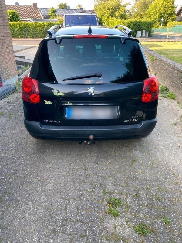 Schwarz Gebraucht 2009 Peugeot 207 Kombi | 1.600 € (Guter Preis) - Bild 1/4