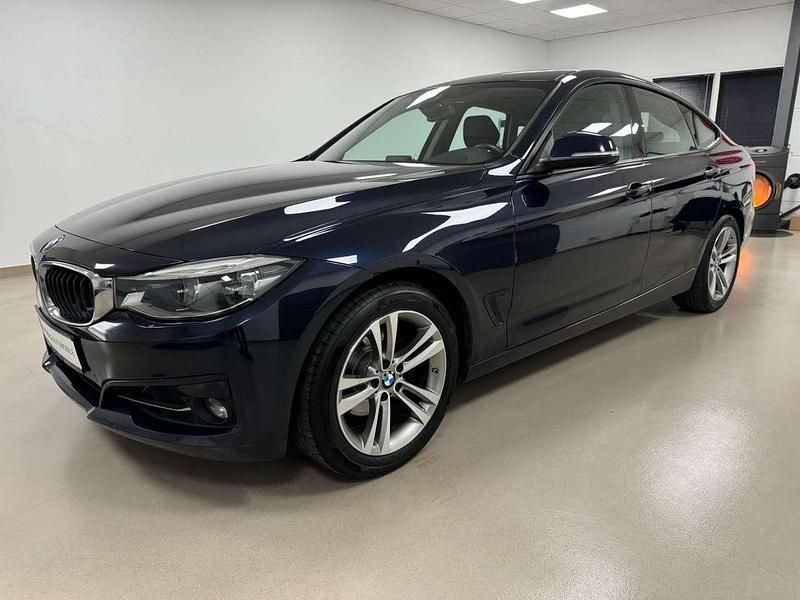 Imperialblau Gebraucht 2019 BMW 320 Gran Turismo Sport Line Limousine | 16.990 € (Fairer Preis) - Bild 1/3