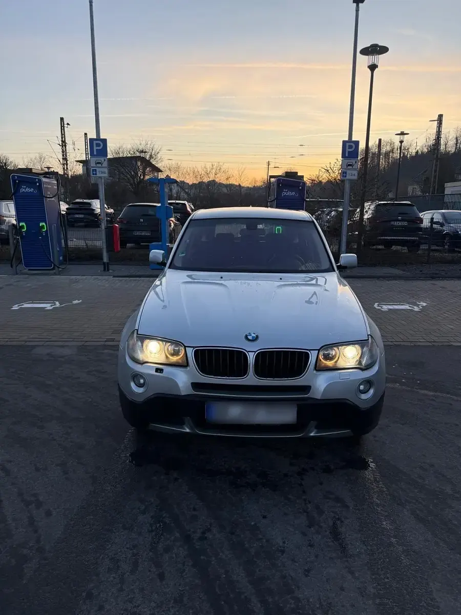 Gebraucht BMW X3 177 PS (130 kW) 2008 Silber SUV