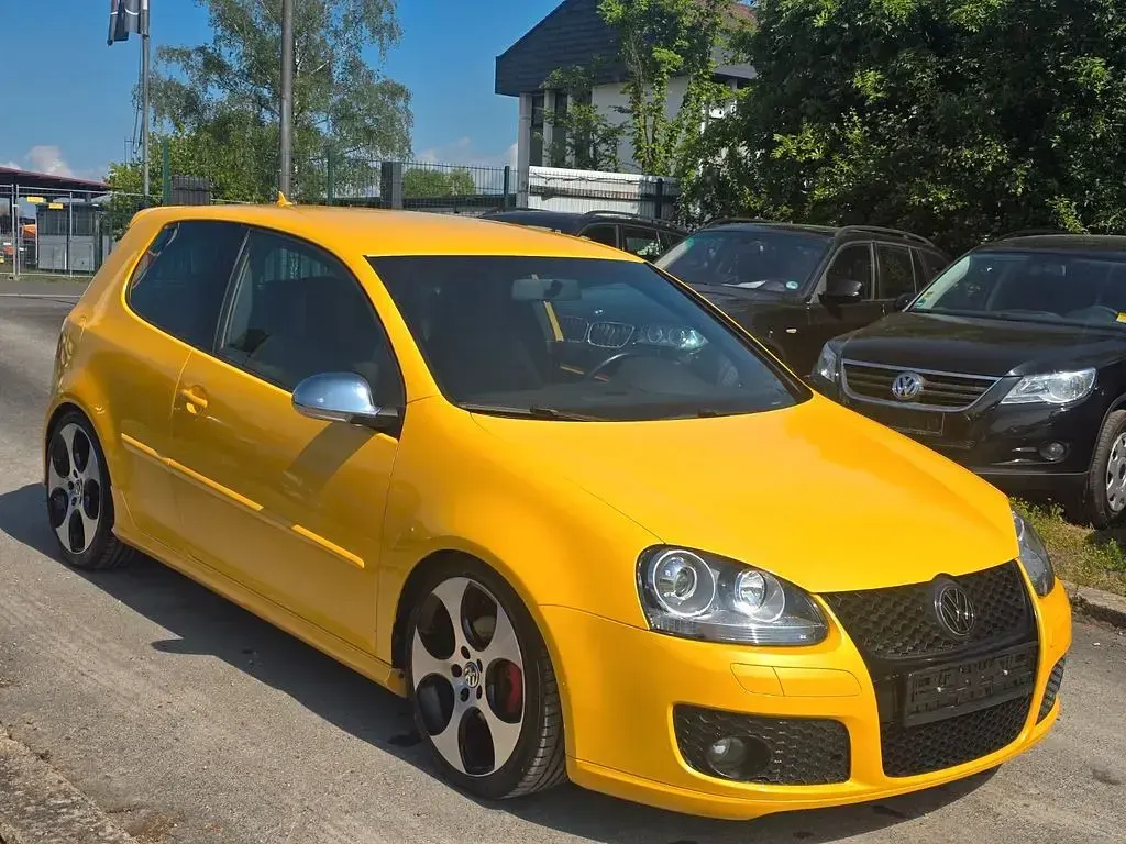 Gebraucht VW Golf V 150 PS (110 kW) 2006 Gelb Kleinwagen