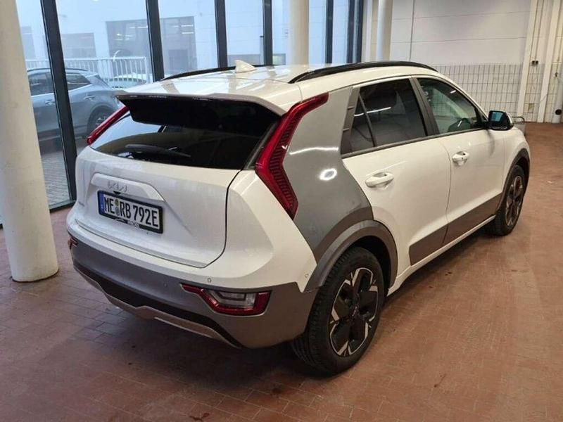 Gebraucht Kia e-Niro Inspiration 150 kW (204 PS) 2023 Weiß SUV