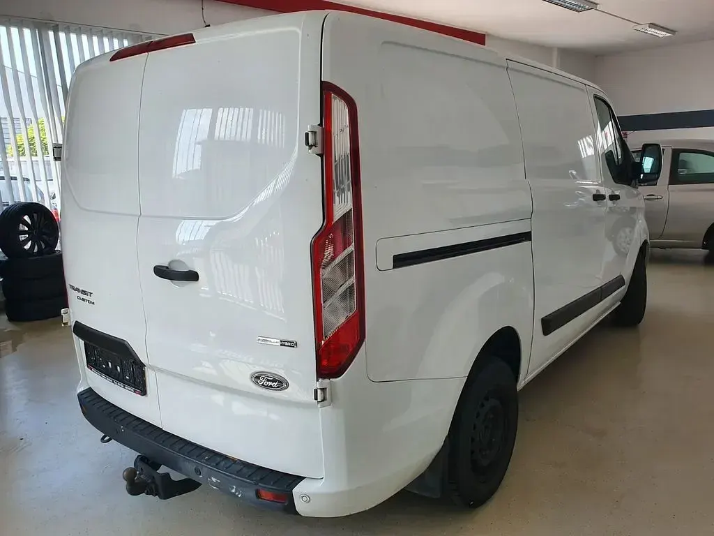Gebraucht Ford Transit Custom Trend 131 PS (96 kW) 2020 Weiß Van / Kleinbus