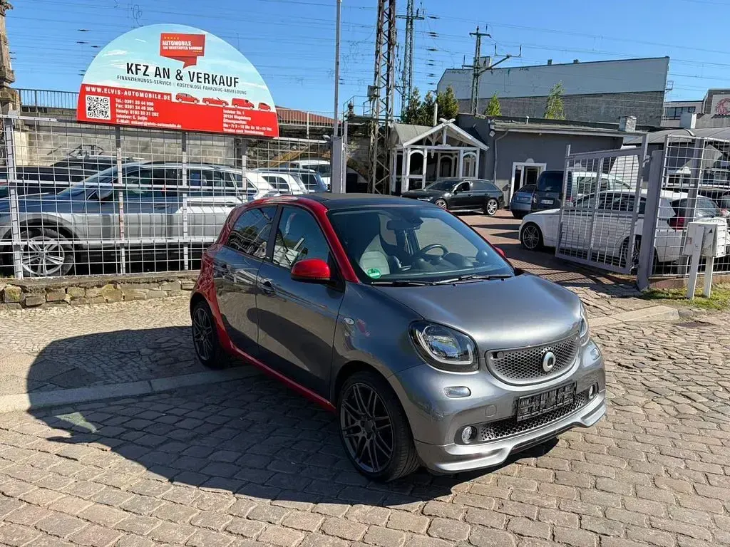 Second-hand Smart ForFour Brabus 90 CP (66 kW) 2018 Gri Hatchback