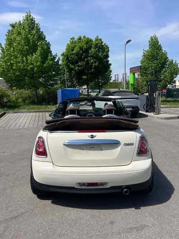 Second-hand Mini Cooper Cabriolet 122 CP (89 kW) 2011 Alb Cabrio