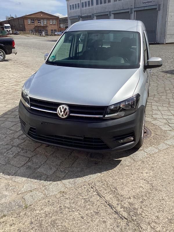 Silber Gebraucht 2020 VW Caddy Van / Kleinbus | 15.200 € (Teuer) - Bild 1/4