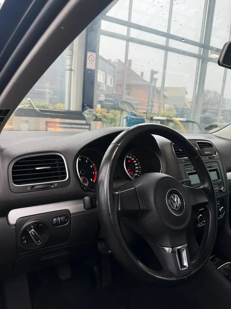 Gebraucht VW Golf VI 122 PS (89 kW) 2009 Schwarz Kleinwagen