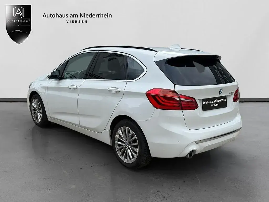 Gebraucht BMW 225 136 PS (100 kW) 2020 Weiß Van / Kleinbus