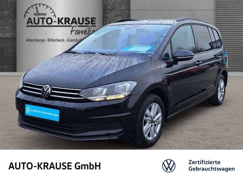 Schwarz Gebraucht 2023 VW Touran Comfortline Van / Kleinbus | 35.985 € (Teuer) - Bild 1/4