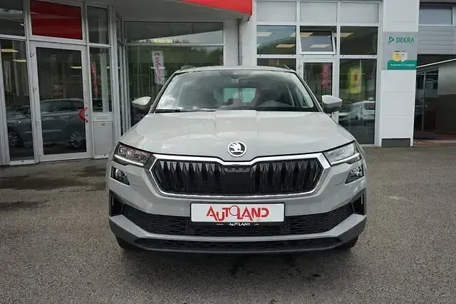 Gebraucht Skoda Karoq 150 PS (110 kW) 2024 Grau SUV