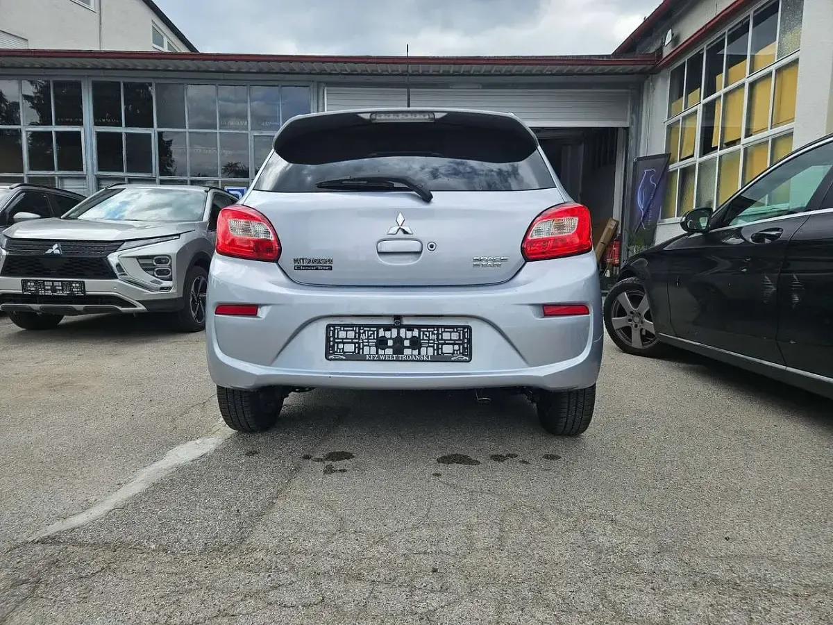 Gebraucht Mitsubishi Space Star Edition 80 PS (58 kW) 2019 Coolsilber (m) Kleinwagen