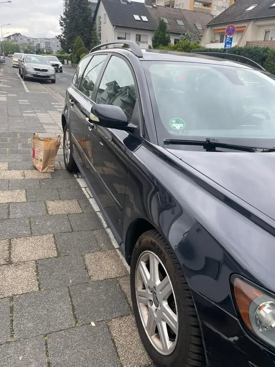 Usata Volvo V50 125 CV (91 kW) 2005 Nero Station wagon