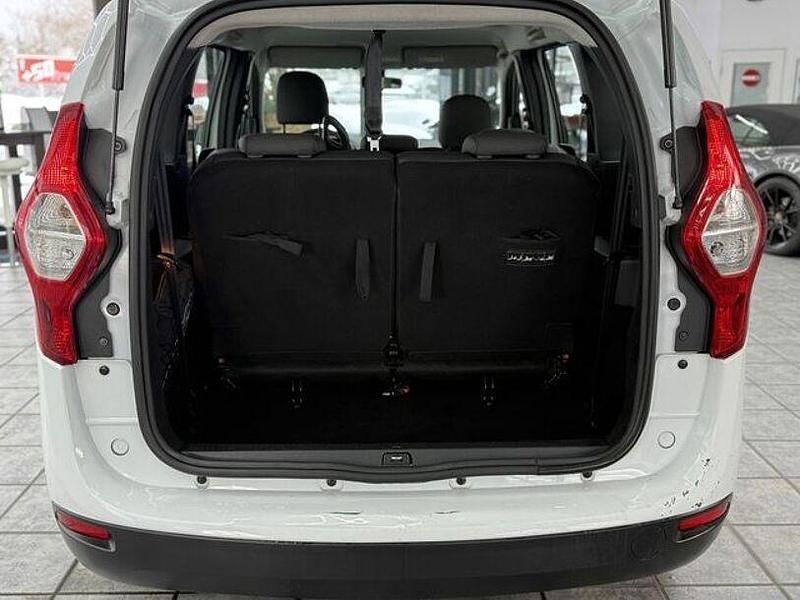 Gebraucht Dacia Lodgy 90 PS (66 kW) 2016 Weiß Van / Kleinbus