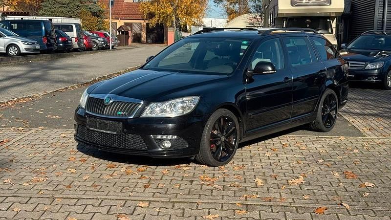 Schwarz Gebraucht 2012 Skoda Octavia RS Kombi | 6.100 € (Superpreis) - Bild 1/4