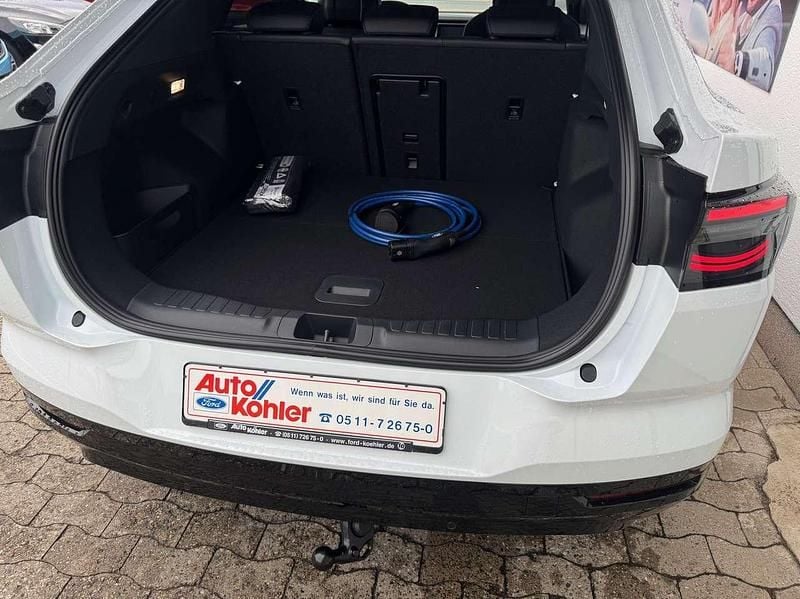 Gebraucht Ford Capri Premium 210 kW (286 PS) 2025 Frozenwhite SUV