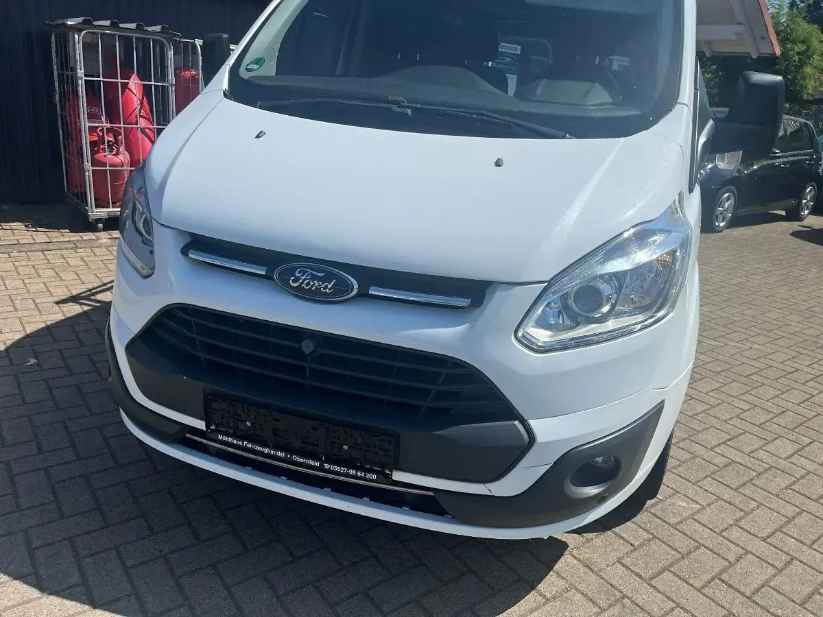Gebraucht Ford Transit Custom 140 PS (102 kW) 2016 Weiß Van