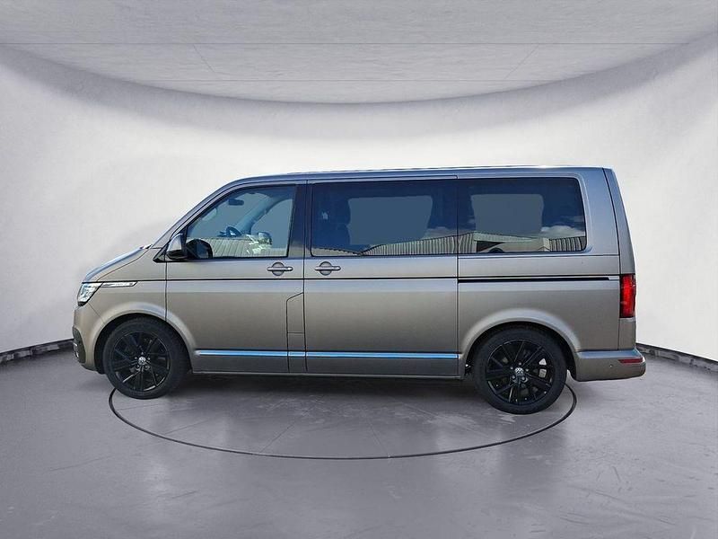 Gebraucht VW Multivan Highline 204 PS (150 kW) 2023 Beige Van