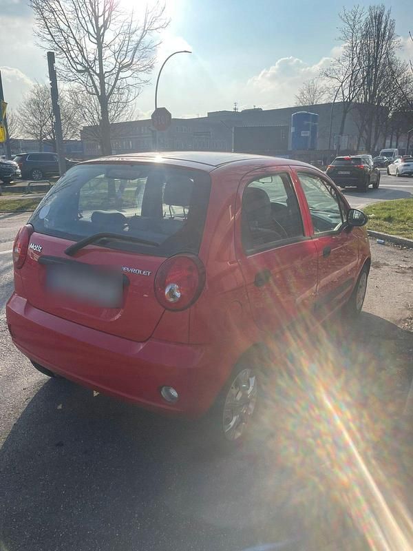 Gebraucht Chevrolet Matiz 52 PS (38 kW) 2009 Rot Kleinwagen