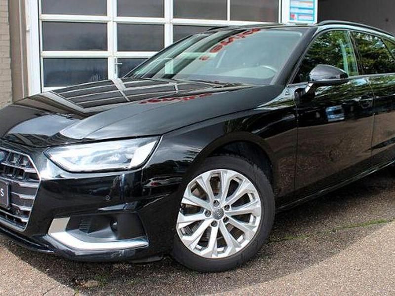 Gebraucht Audi A4 Advanced 150 PS (110 kW) 2020 Schwarz Kombi