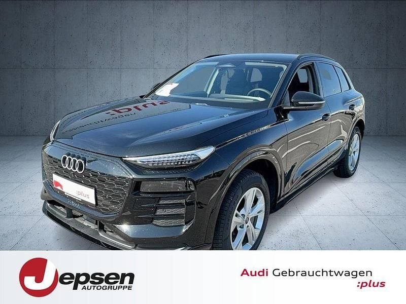 Gebraucht Audi Q6 e-tron Performance 225 kW (306 PS) 2024 Mythosschwarz metallic SUV