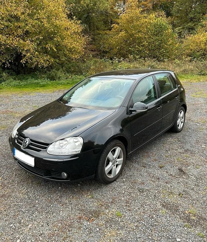 Schwarz Gebraucht 2006 VW Golf V Goal Kleinwagen | 1.250 € (Superpreis) - Bild 1/4