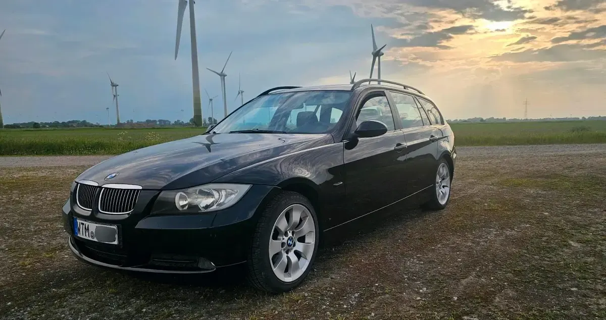 Gebraucht BMW 318 129 PS (94 kW) 2006 Schwarz Kombi