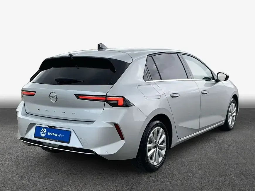 Gebraucht Opel Astra Elegance 131 PS (96 kW) 2023 Karbon schwarz metallic Limousine