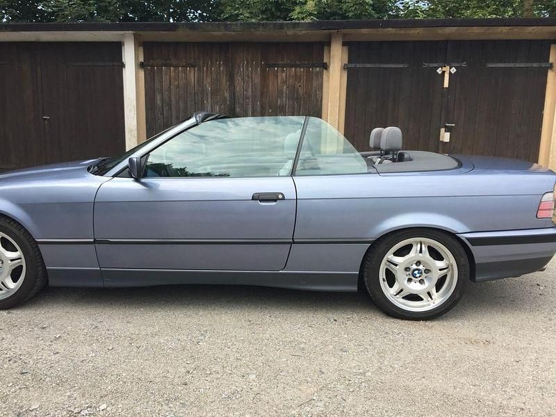 Gebraucht BMW 325 Cabriolet Performance 192 PS (141 kW) 1993 Violet Cabrio