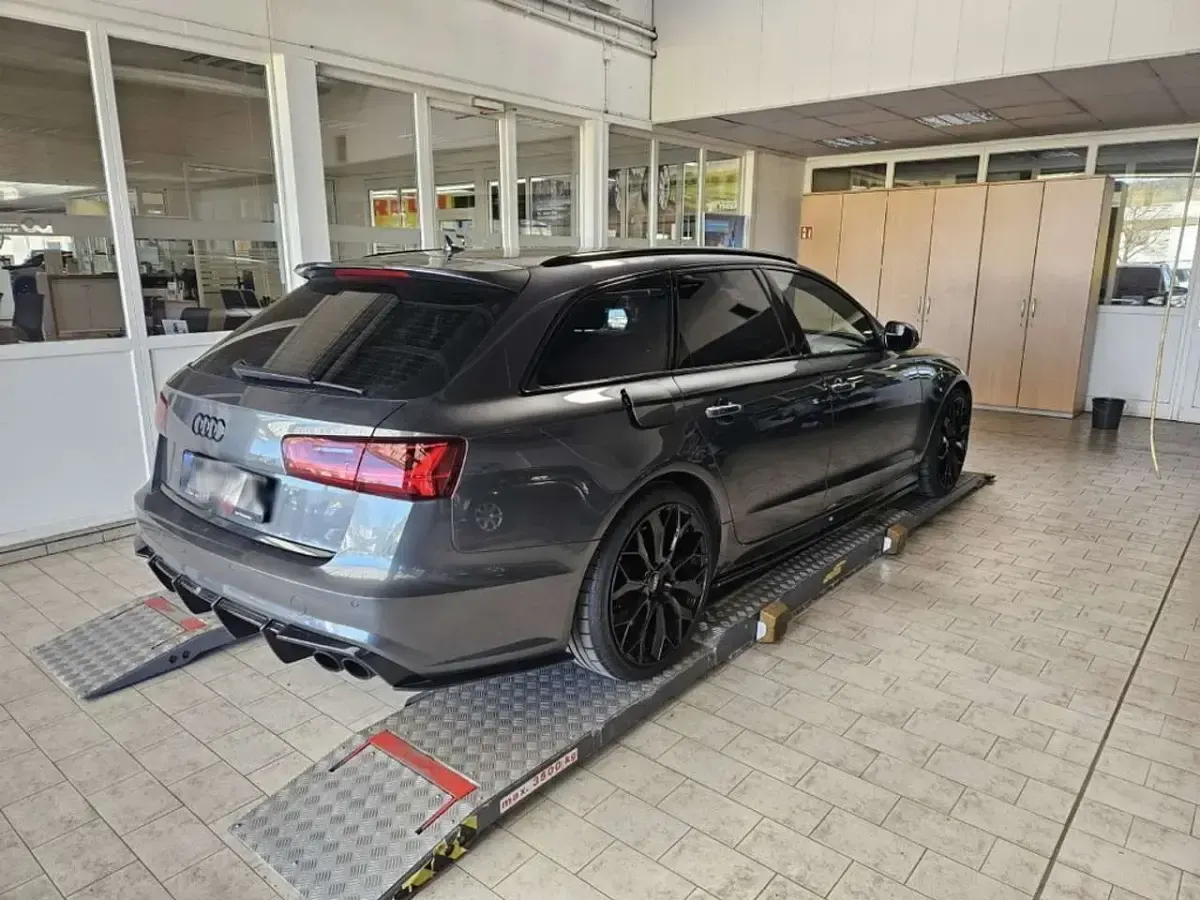 Usata Audi S6 450 CV (330 kW) 2017 Grigio Station wagon