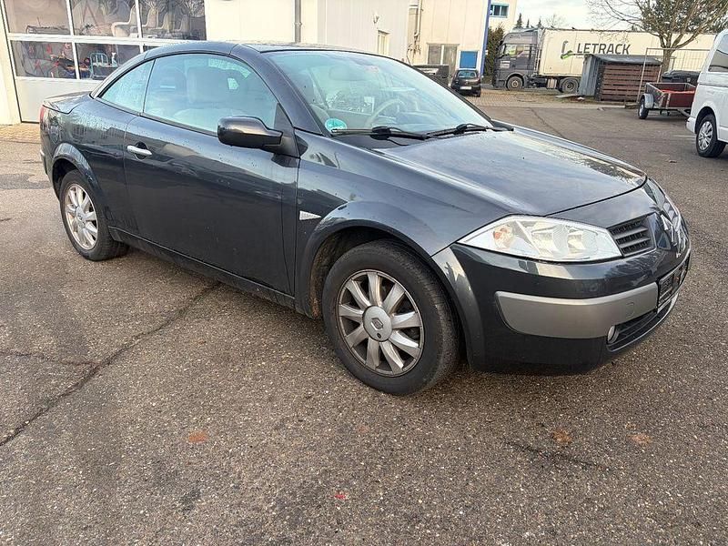 Gebraucht Renault Mégane Cabriolet Dynamique 135 PS (99 kW) 2005 Grau Cabrio