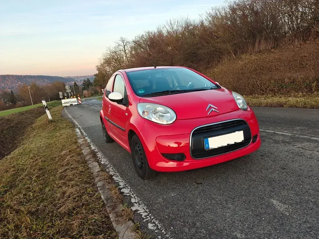 Gebraucht Citroën C1 Chic 68 PS (50 kW) 2010 Rot Kleinwagen