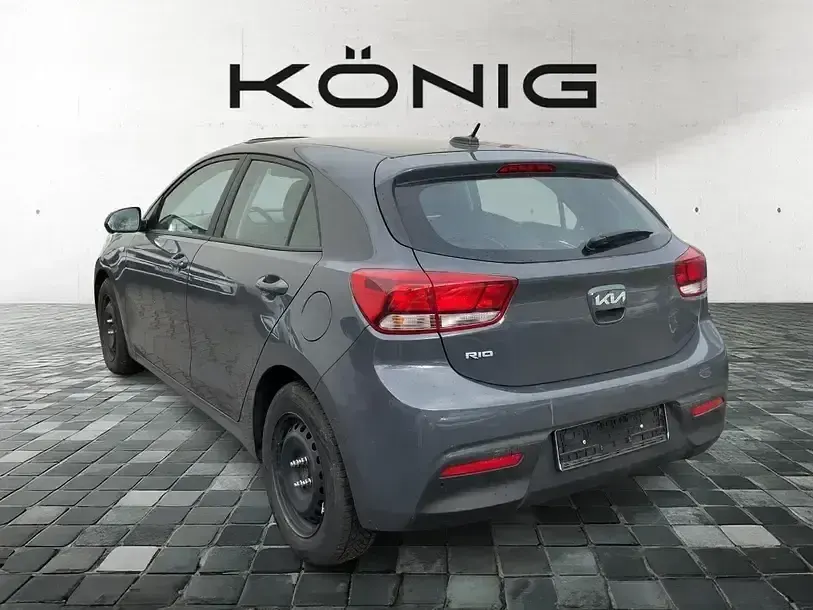 Gebraucht Kia Rio Edition 7 84 PS (61 kW) 2023 Perennialgrau metallic Limousine