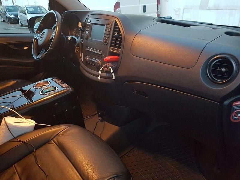 Gebraucht Mercedes Vito 163 PS (119 kW) 2016 Schwarz Van