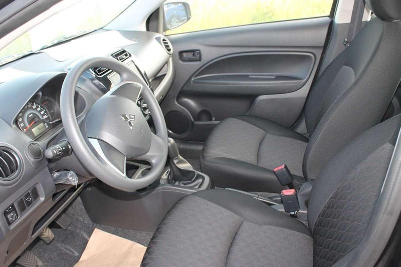 Gebraucht Mitsubishi Space Star Select 71 PS (52 kW) 2025 Grau Kleinwagen