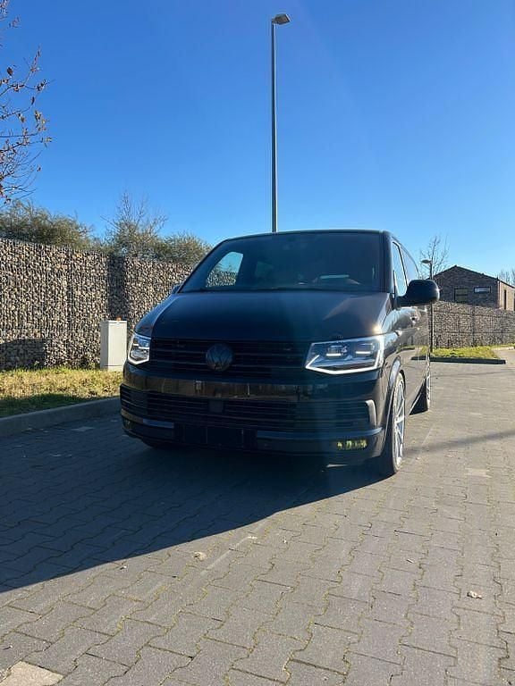 Second-hand VW T6 204 CP (150 kW) 2018 Negru Van