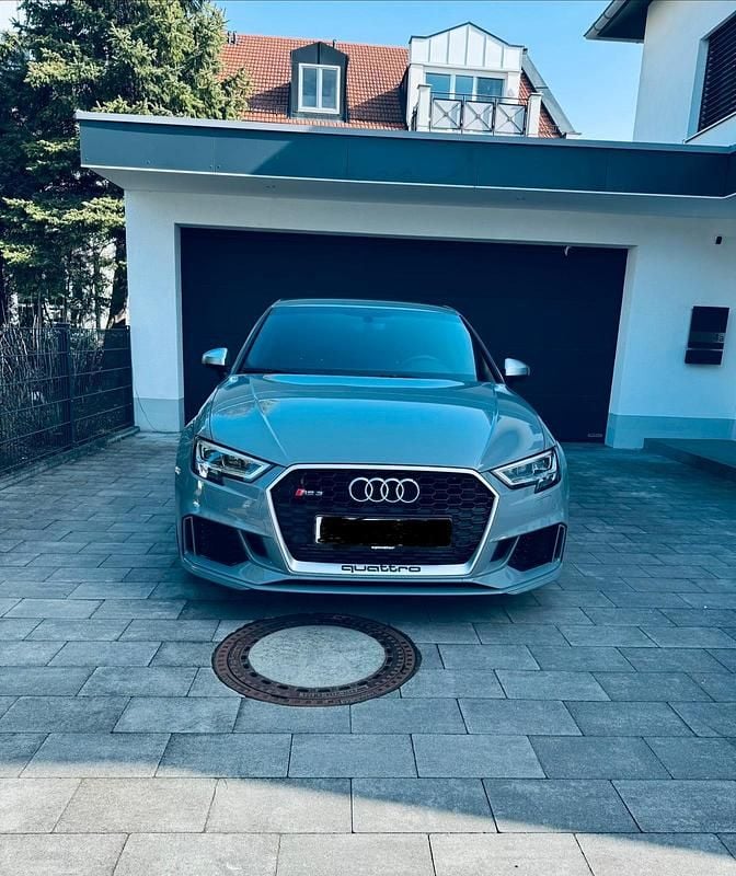 Gebraucht Audi RS3 400 PS (294 kW) 2019 Grau Limousine