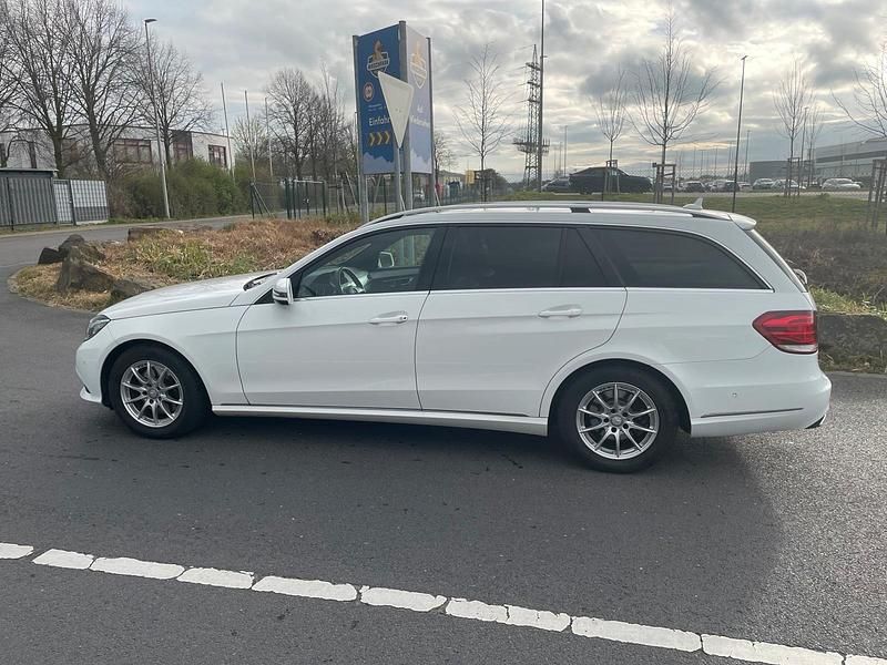 Gebraucht Mercedes E250 Avantgarde 211 PS (155 kW) 2015 Weiß Kombi