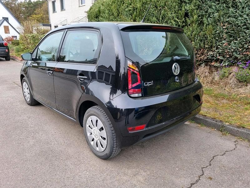 Second-hand VW up! move up! 60 CP (44 kW) 2019 Negru Hatchback