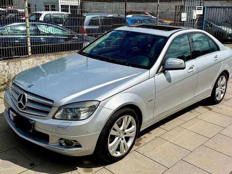 Silber Gebraucht 2008 Mercedes C320 Limousine | 5.750 € (Guter Preis) - Bild 1/4