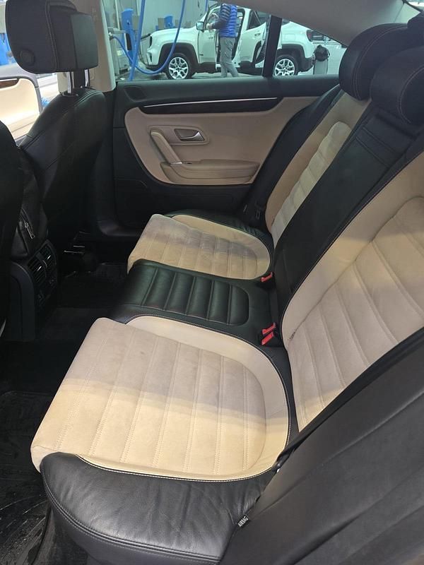 Gebraucht VW Passat 184 PS (135 kW) 2015 Gold Limousine