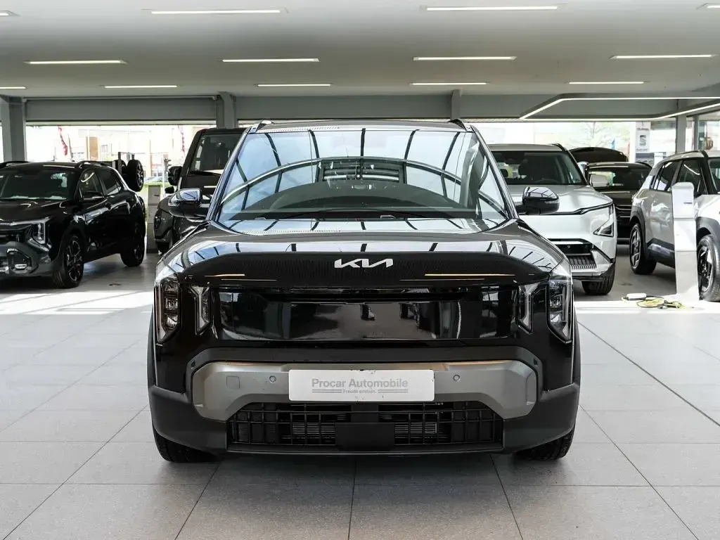 Neu Kia EV2 Air 108 kW (147 PS) 2026 Schwarz SUV
