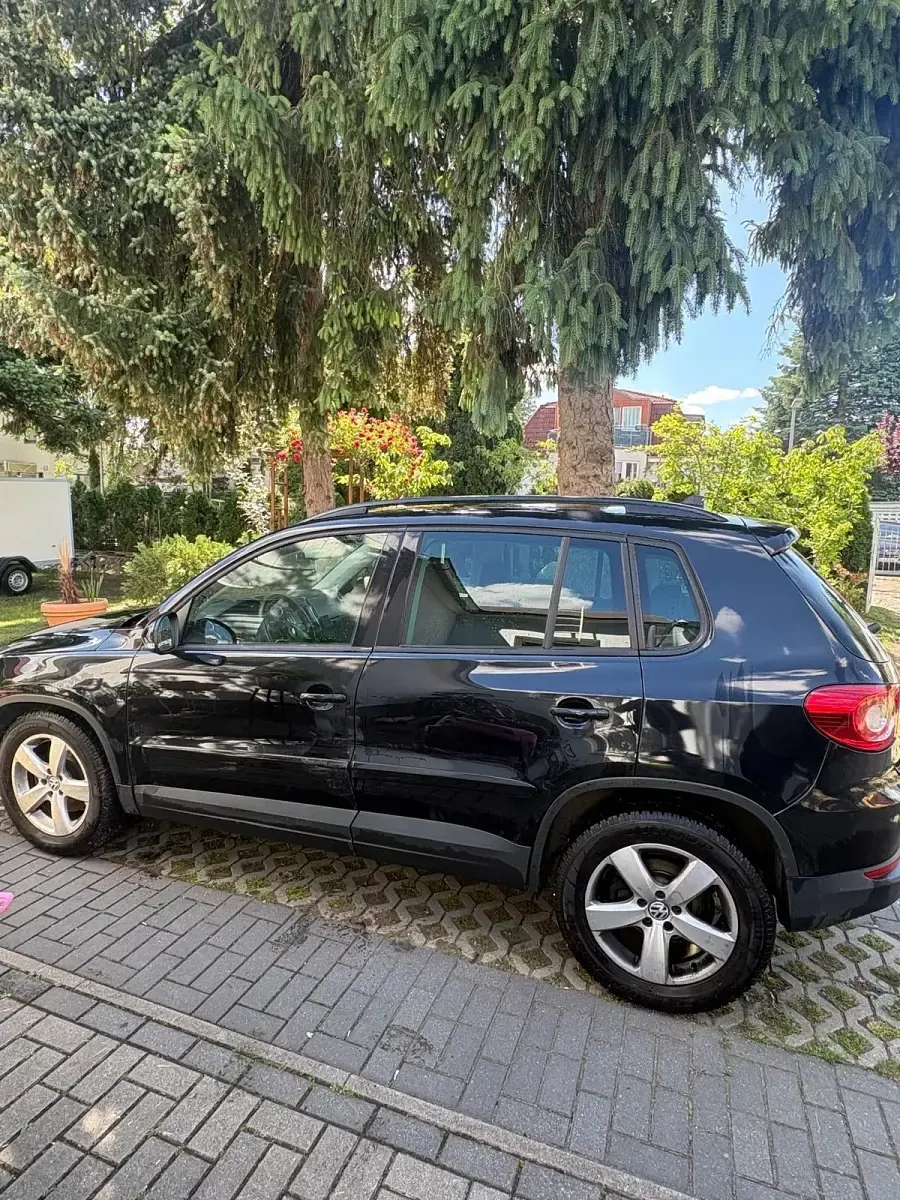 Gebraucht VW Tiguan 140 PS (102 kW) 2009 Schwarz SUV