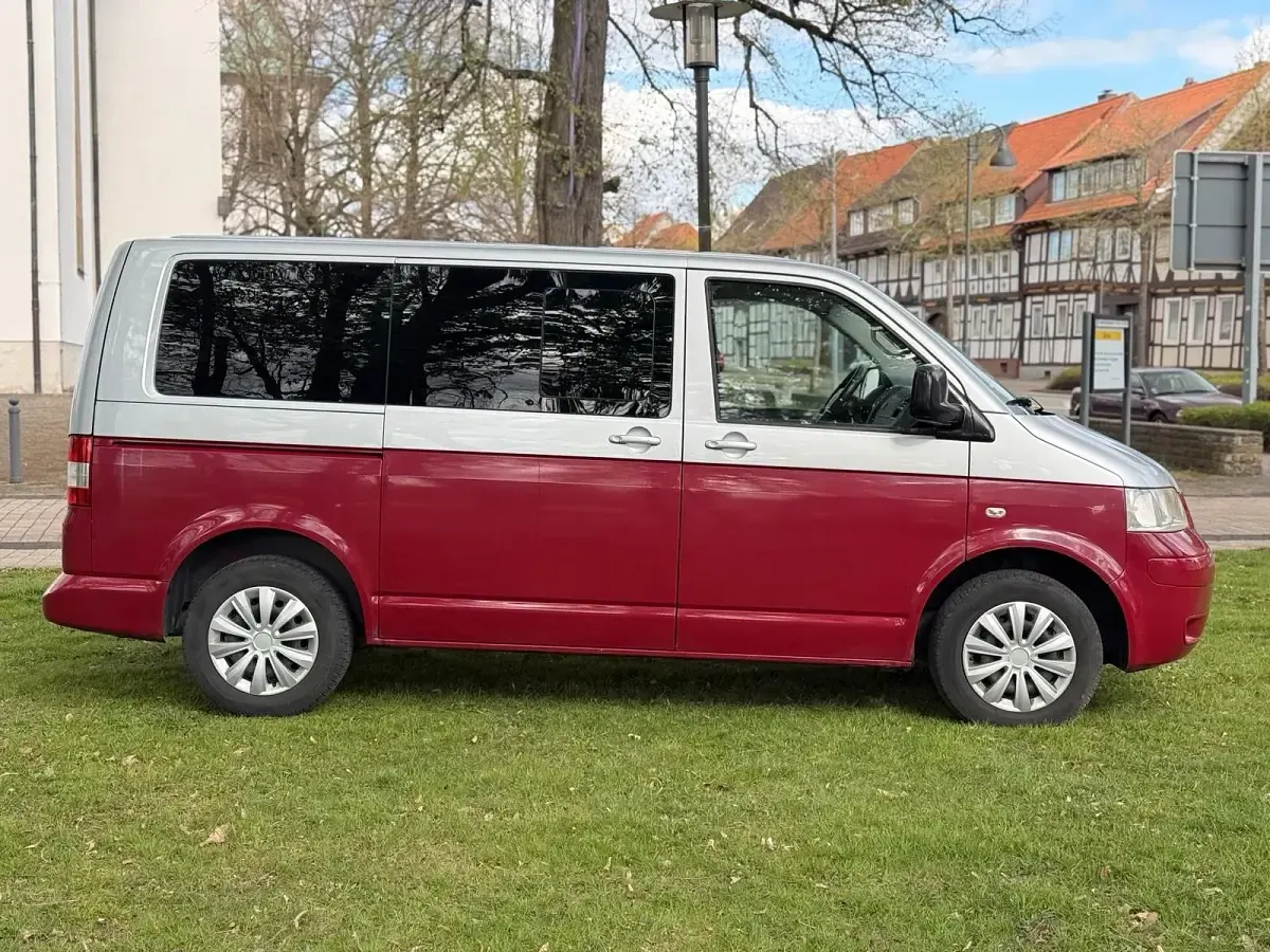 Occasion VW Caravelle 131 ch (96 kW) 2008 Andere farben Van