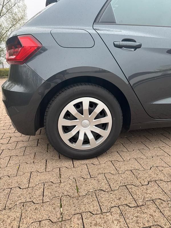 Gebraucht Audi A1 Sportback Advanced Plus 110 PS (80 kW) 2021 Grau Kleinwagen