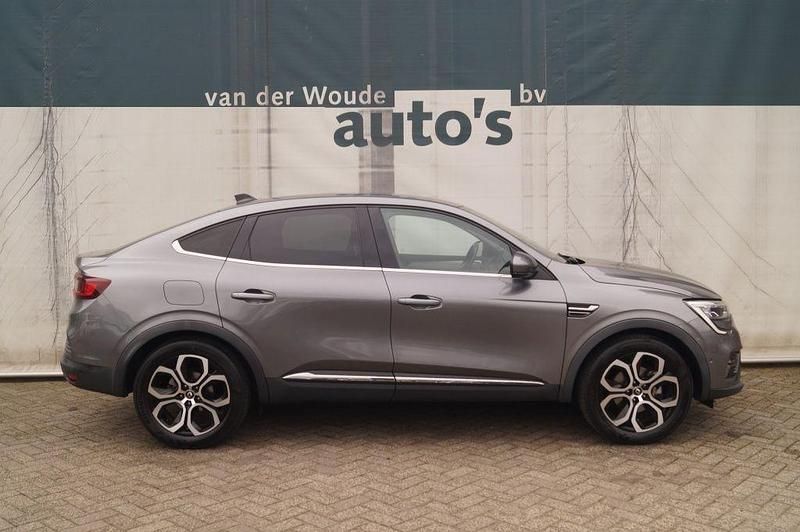 Gebraucht Renault Arkana Intens 94 PS (69 kW) 2022 Grau SUV