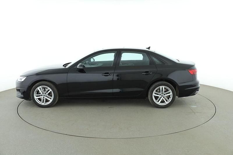 Gebraucht Audi A4 163 PS (119 kW) 2021 Schwarz Limousine