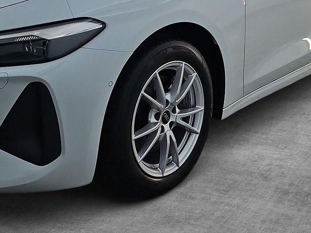 Gebraucht Audi A5 Ambiente 204 PS (150 kW) 2025 Gletscherweiß metallic Kombi