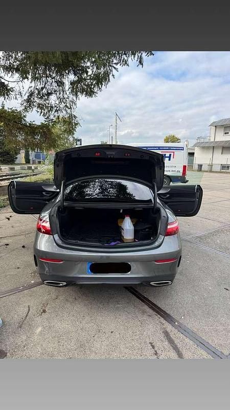 Gebraucht Mercedes E200 AMG line 184 PS (135 kW) 2017 Grau Coupé